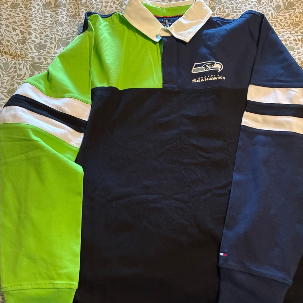 Tommy Hilfiger Men’s NFL SEATTLE SEAHAWKS Polo - Green and Blue